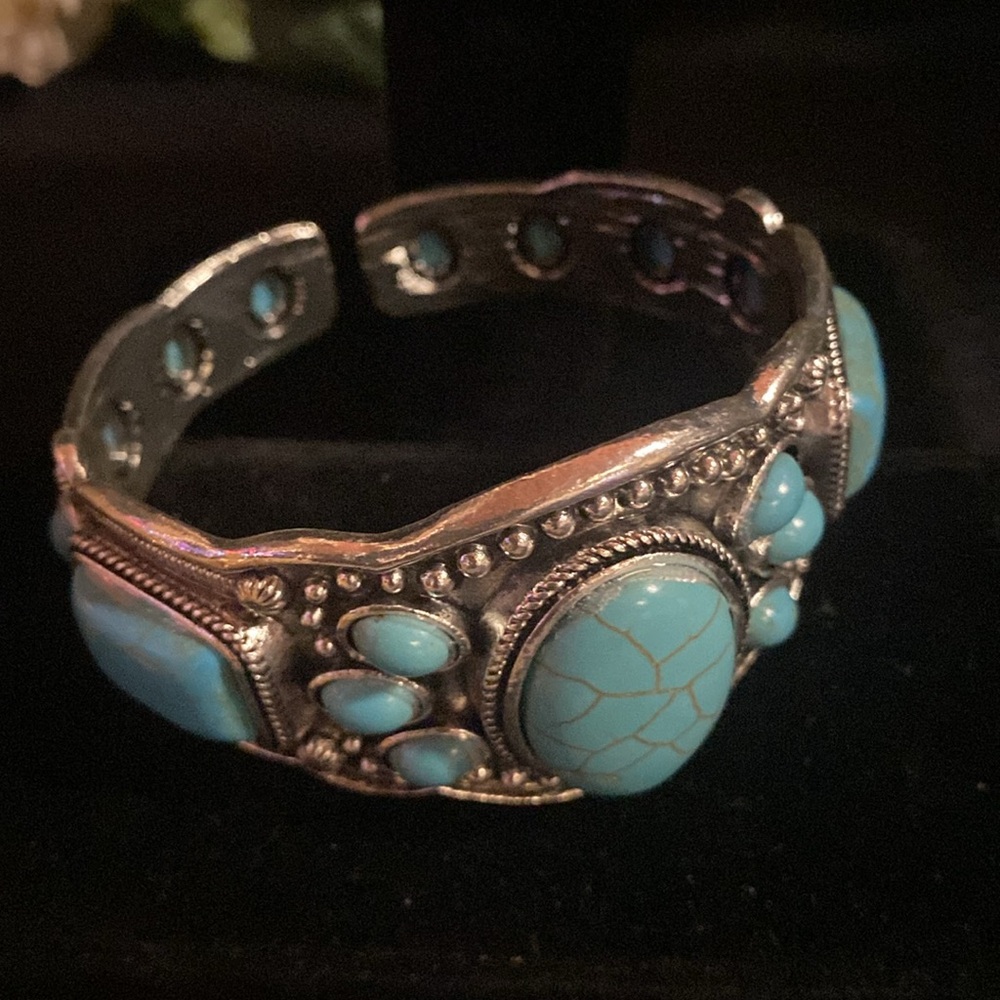 Southwestern Silver Cuff Blue Turquoise Bracelet
